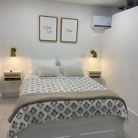 Cozy Tiny Home เคปคอรัล ภายนอก รูปภาพ