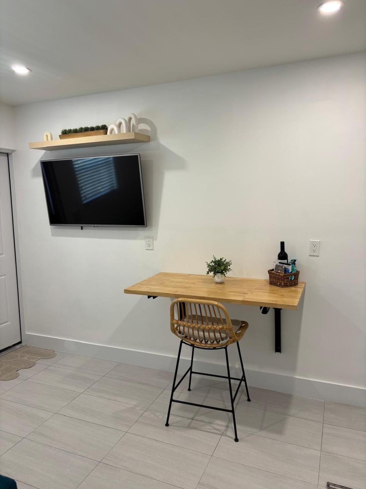 Cozy Tiny Home เคปคอรัล ภายนอก รูปภาพ